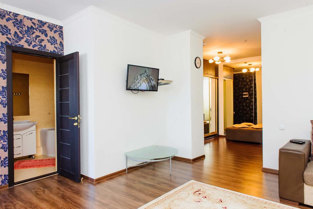 Apartment Lazurniy Astana Ngoại thất bức ảnh