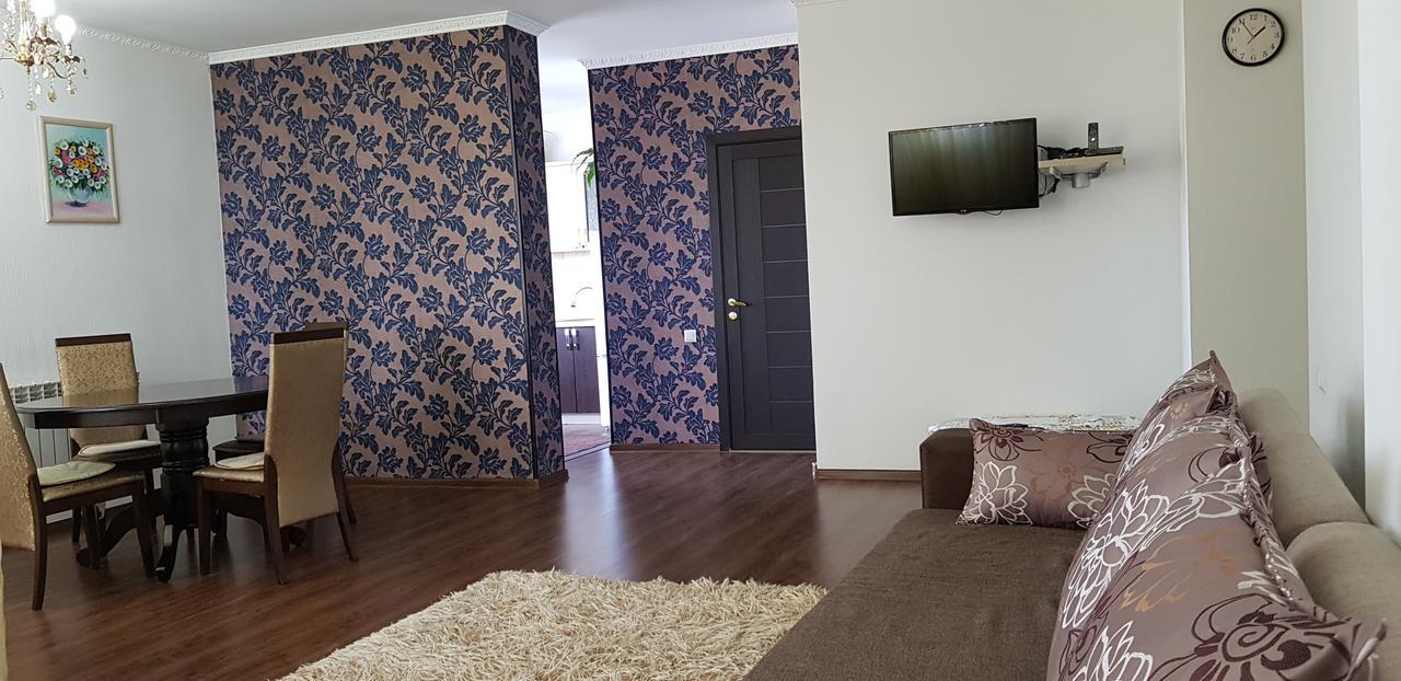 Apartment Lazurniy Astana Ngoại thất bức ảnh