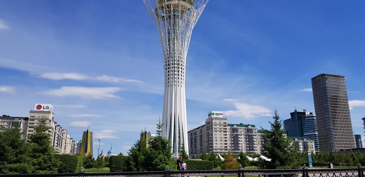 Apartment Lazurniy Astana Ngoại thất bức ảnh
